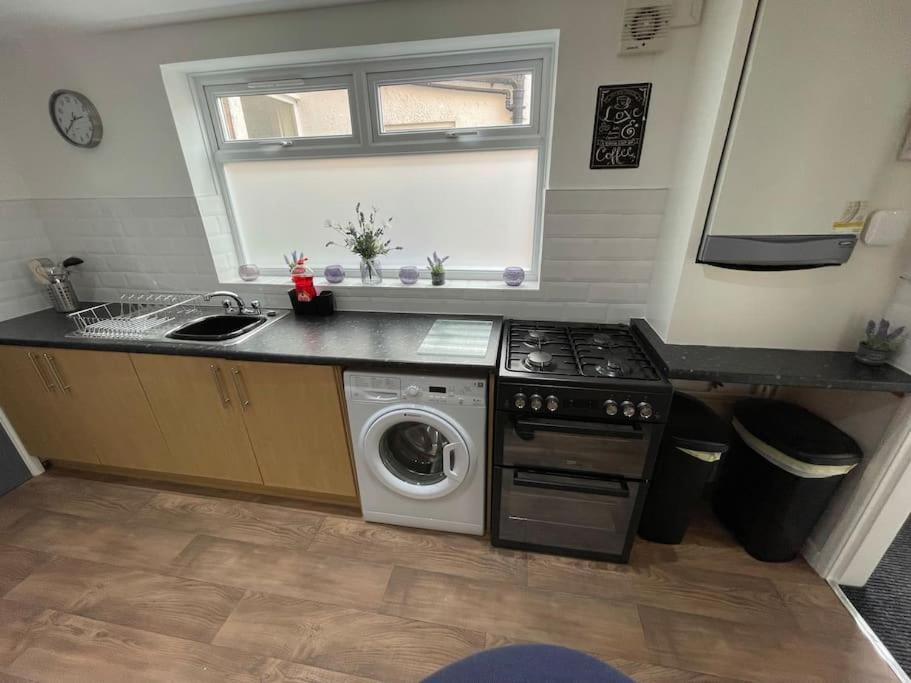 Lovely Seaside House In Cleethorpes - Sleeps 6 المظهر الخارجي الصورة